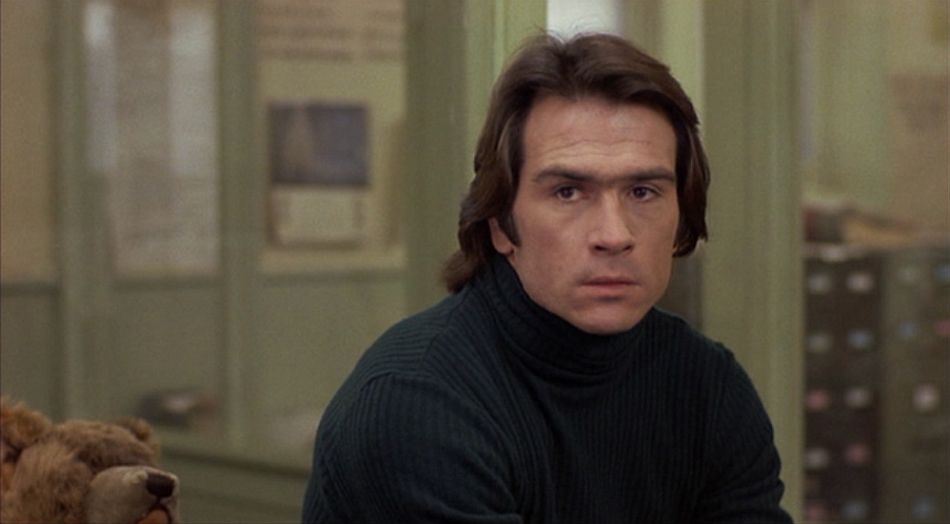 Les yeux de Laura Mars : Tommy Lee Jones porte une Rolex Explorer II 1655