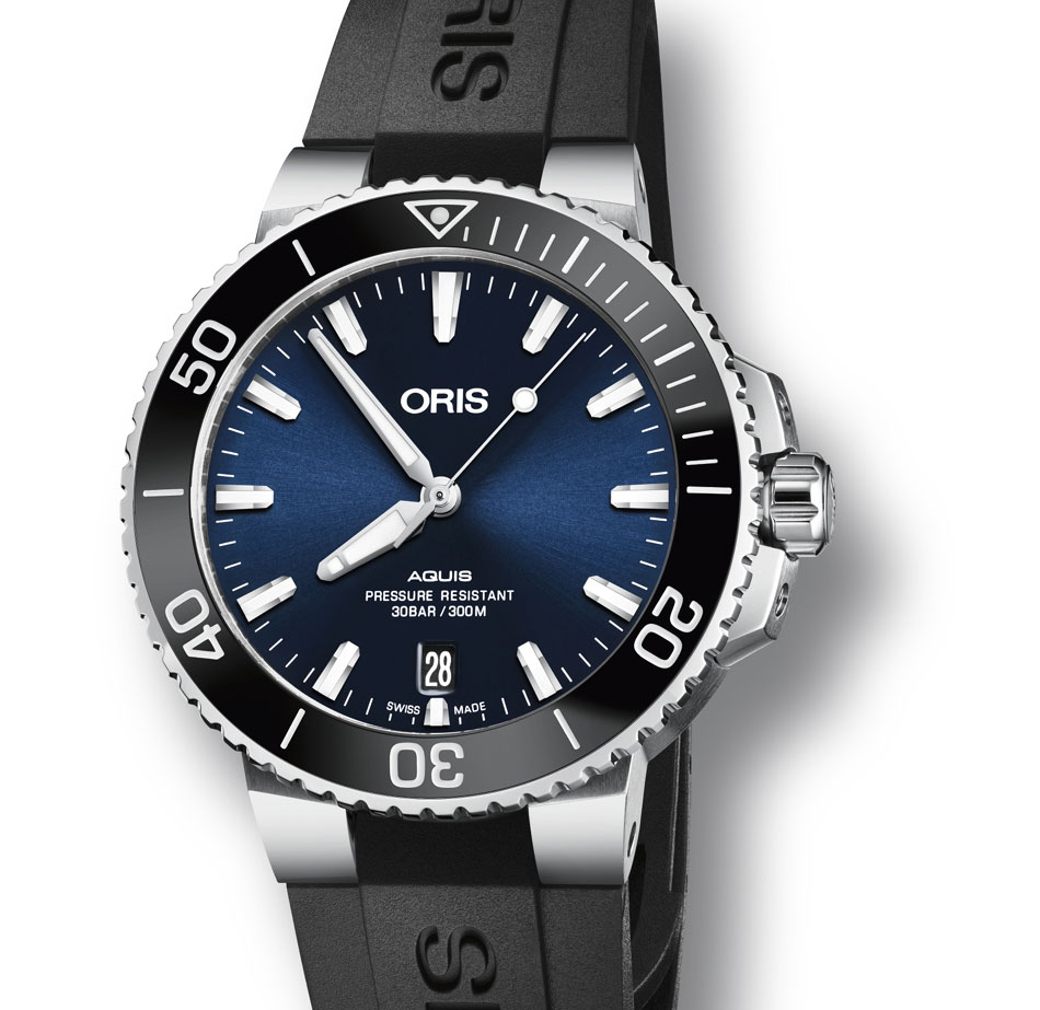 Oris Aquis Date : plus petite, mais aussi plus chic !