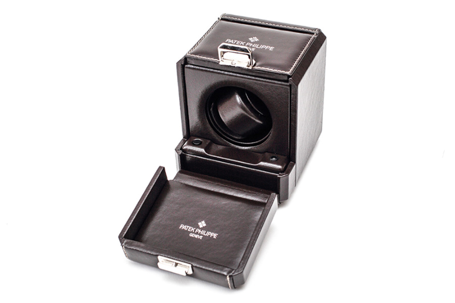 Old time heure : et pourquoi pas un watchwinder Patek Philippe pour votre Nautilus ?