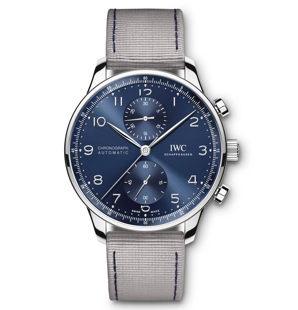 IWC : des bracelets textile bleu et gris pour l'été