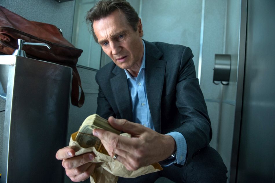 The passenger : Liam Neeson porte une Hamilton Jazzmaster