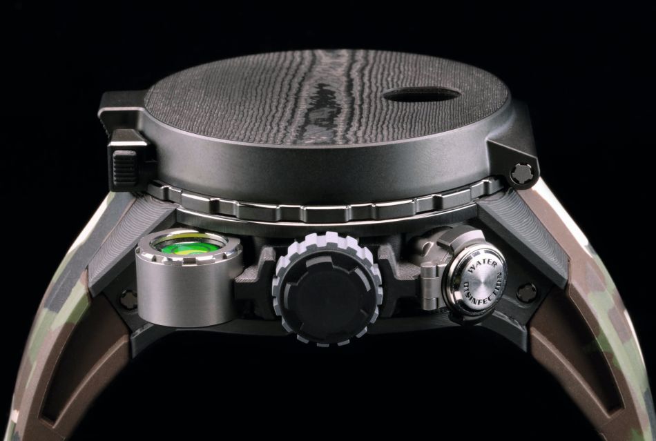 Richard Mille RM 25-01 Tourbillon Adventure Stallone : la RM de l'extrême Richard Mille RM 25-01 Tourbillon Adventure Stallone : la RM de l'extrême