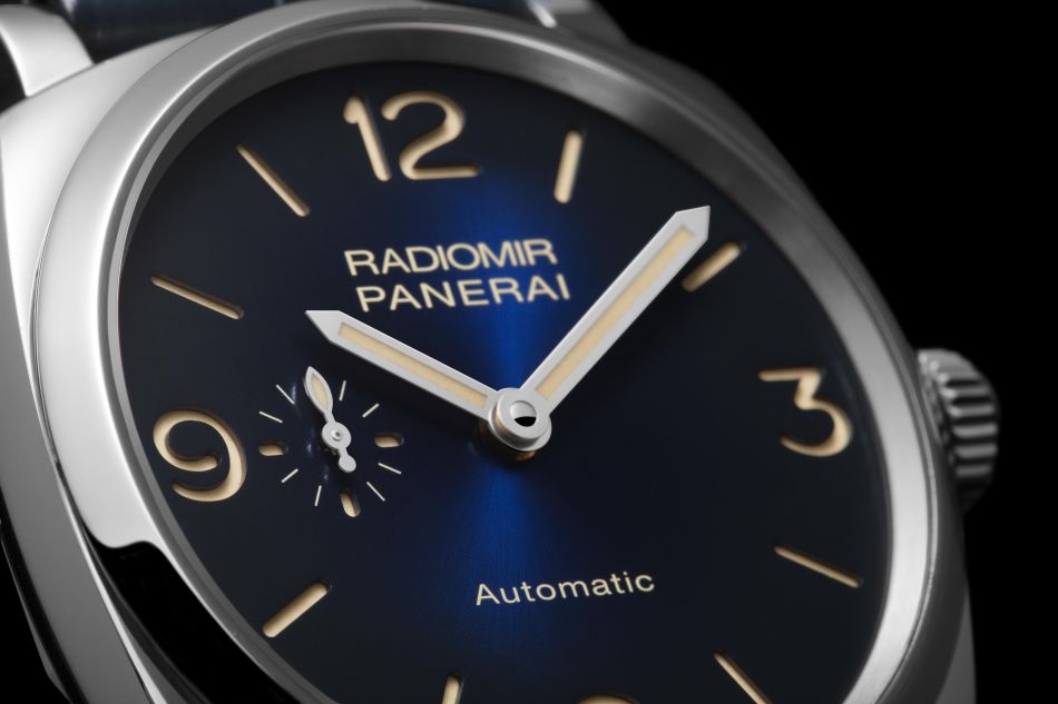 Panerai Radiomir 1940 3 Days : bleu dégradé à l'honneur Panerai Radiomir 1940 3 Days : bleu dégradé à l'honneur