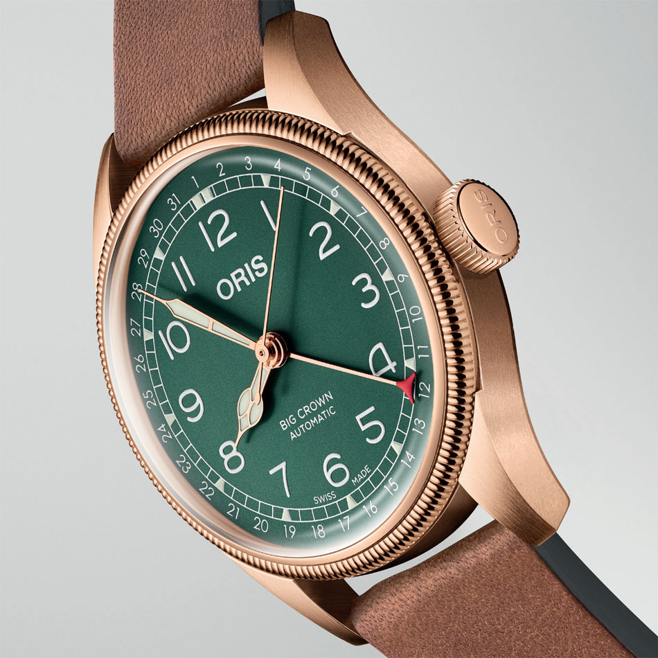 Oris Big Crown Pointer Date : boitier bronze et cadran vert pour une octogénaire très pimpante