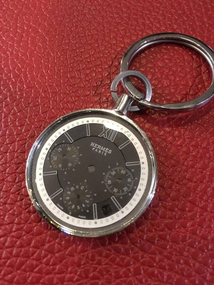 Misterchrono propose des porte-clefs dotés de véritables cadrans de montre