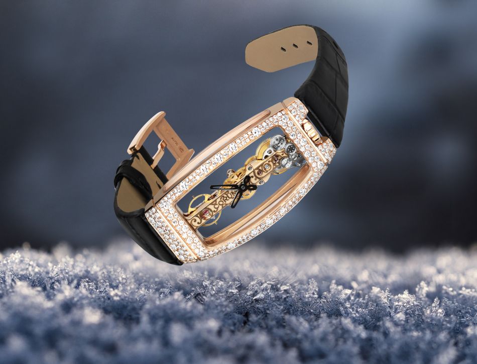 Corum Golden Bridge serti neige