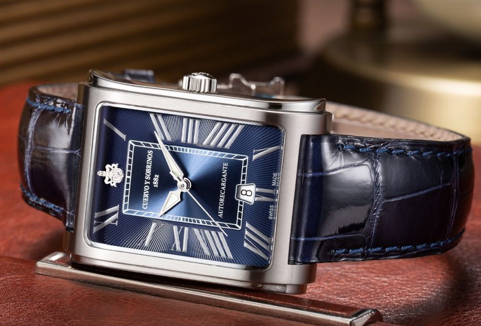 Prominente Clasico Cuervo y Sobrinos Prominente Clasico Cuervo y Sobrinos