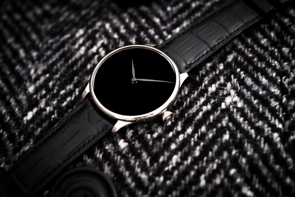 Venturer Vantablack Black Hands or blanc 39 mm