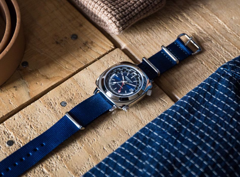 Briston Clubmaster Worldtime Traveler : une bien belle voyageuse