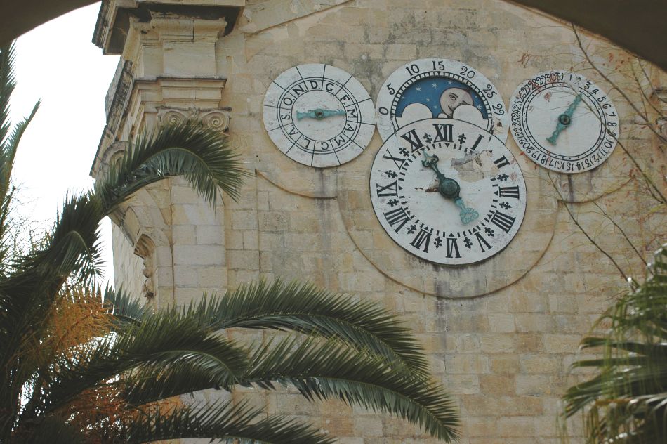 horloge astronomique du Grand Maître Manuel Pinto de Fonseca crédit photo © Office du Tourisme de Malte