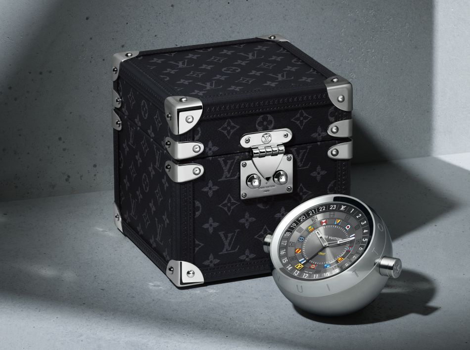 Louis Vuitton Trunk Table Clock © Philippe Lacombe Louis Vuitton Trunk Table Clock © Philippe Lacombe