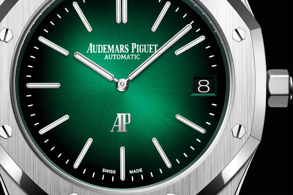 Audemars Piguet : l'ultra-luxe Royal Oak en platine et cadran vert fumé Audemars Piguet : l'ultra-luxe Royal Oak en platine et cadran vert fumé