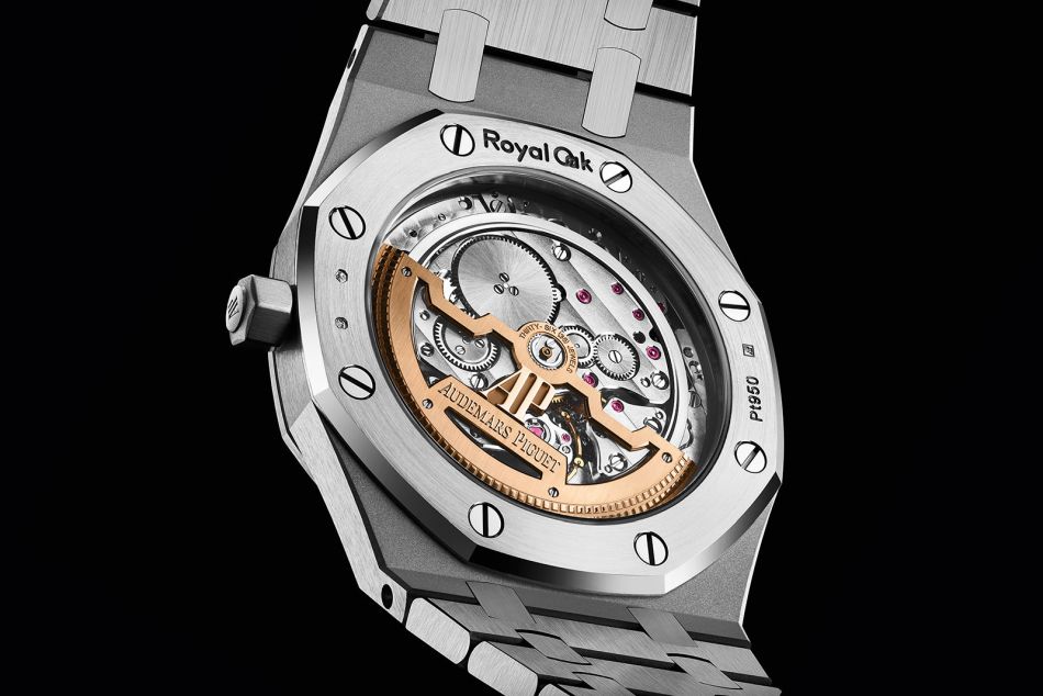 Audemars Piguet : l'ultra-luxe Royal Oak en platine et cadran vert fumé