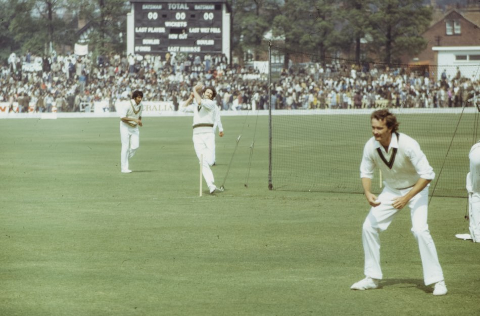 Partie de cricket de 1975 Photo d'Annie Spratt for Unsplash