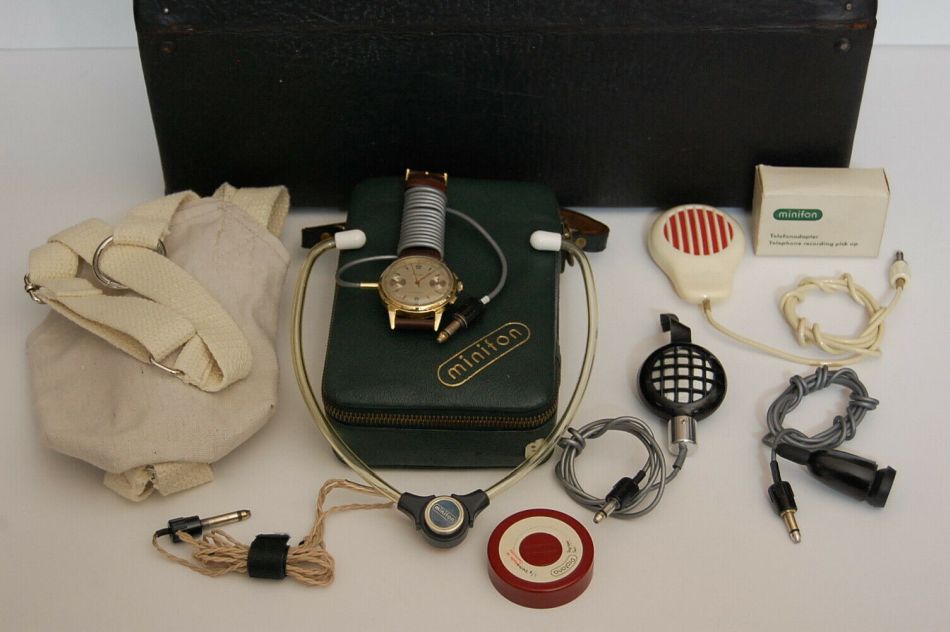 Retour sur l'histoire de la Hanhart-Minifon, un chrono-microphone pour les espions pendant la Guerre froide
