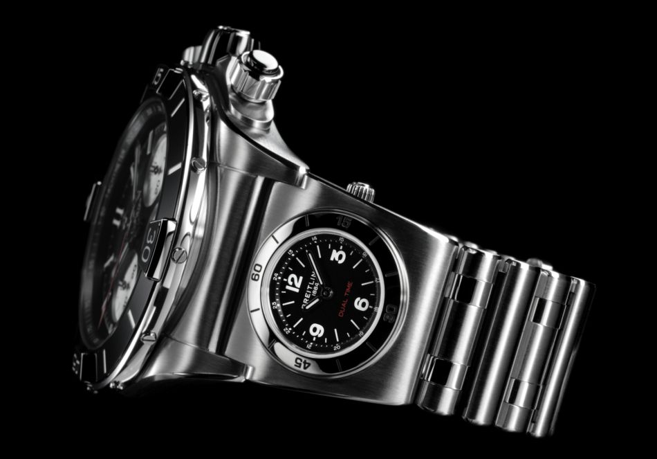 Breitling Super Chronomat : retour du module UTC sur le bracelet !