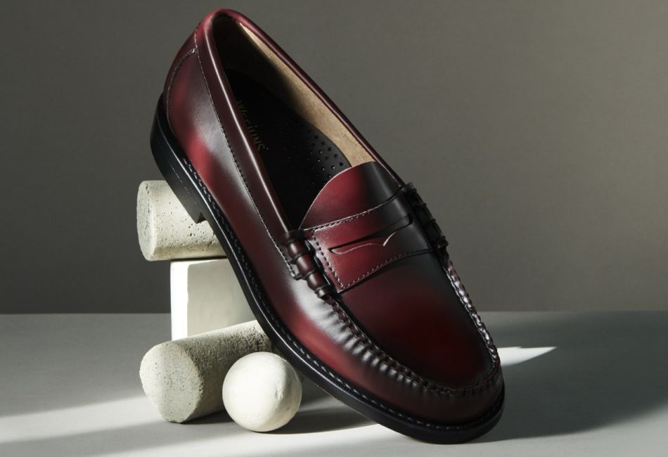 Bass : le Weejuns, aux origines du mocassin "Penny loafer" Bass : le Weejuns, aux origines du mocassin "Penny loafer"