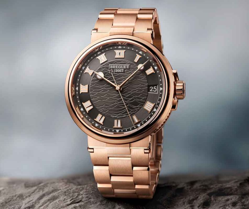 Breguet Marine : le sport-chic selon Breguet, surtout en version titane et cadran bleu Breguet Marine : le sport-chic selon Breguet, surtout en version titane et cadran bleu