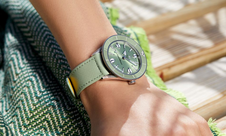 Breitling collection capsule Superocean Heritage '57 Pastel Paradis Breitling collection capsule Superocean Heritage '57 Pastel Paradis