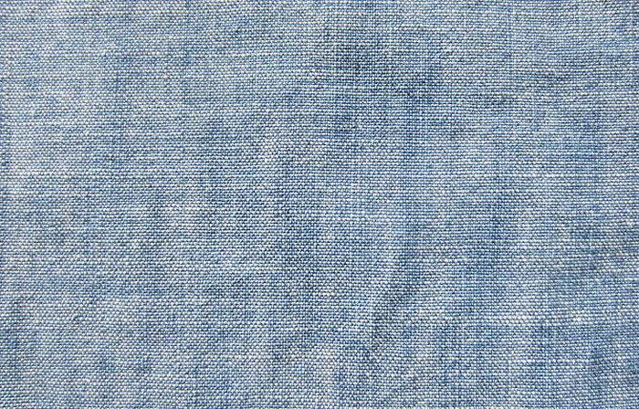 La chemise en chambray : casual et chic à la fois La chemise en chambray : casual et chic à la fois