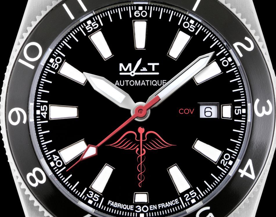 MATWatches : la montre QRS en hommage au corps médical