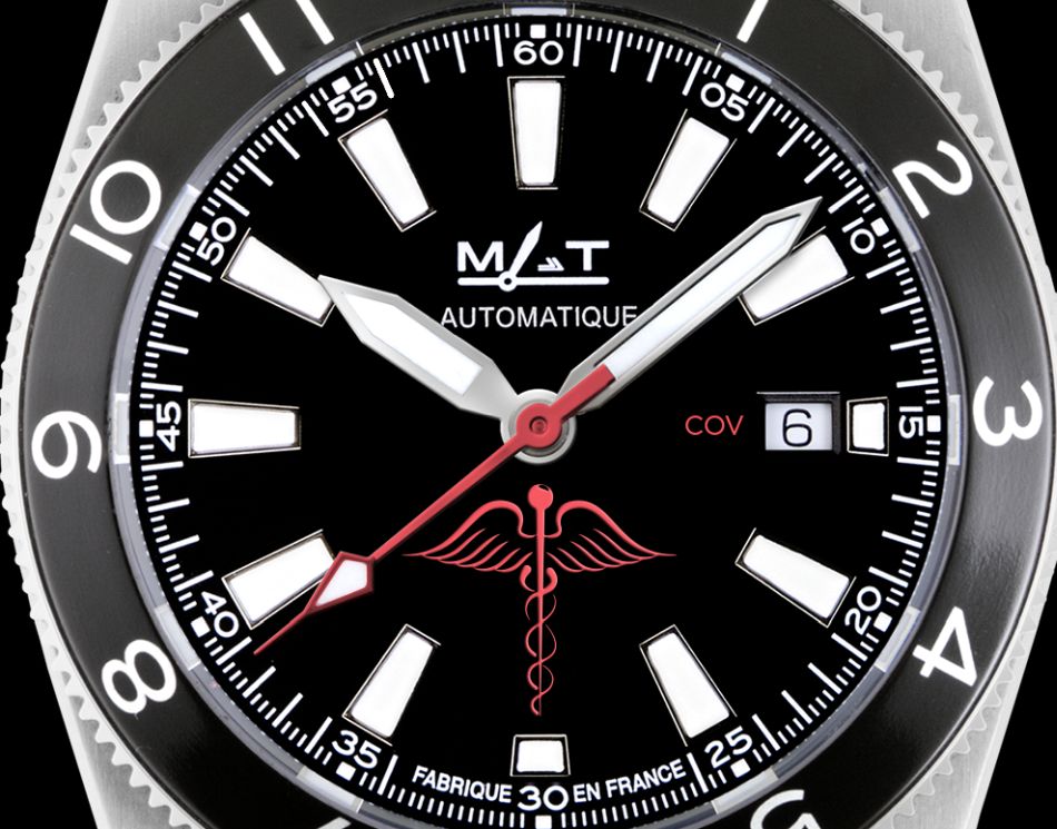 MATWatches : la montre QRS en hommage au corps médical MATWatches : la montre QRS en hommage au corps médical