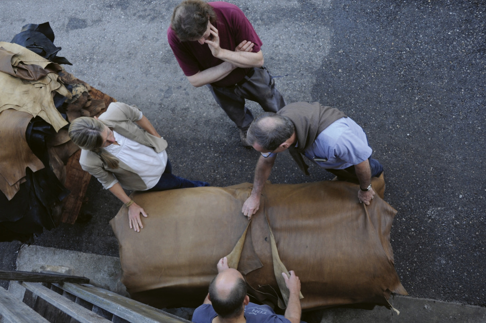 Cervo Volante : des bracelets en cuir de cerf durable pour Oris Cervo Volante : des bracelets en cuir de cerf durable pour Oris