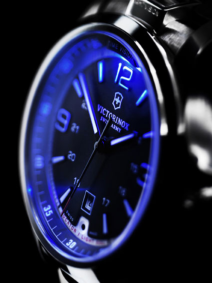 Victorinox Night Vision : instrument multi-fonctions Victorinox Night Vision : instrument multi-fonctions