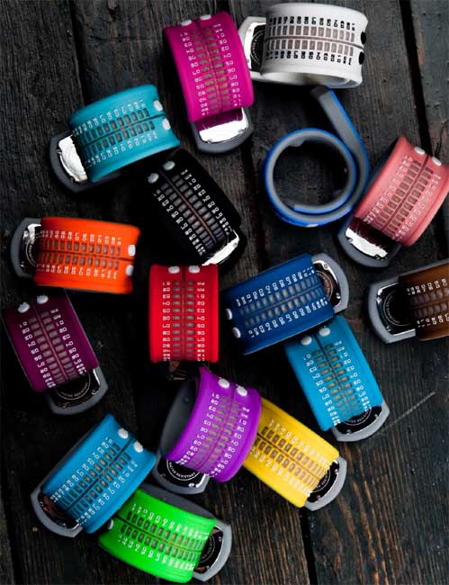 Reflex : le concept LED Slap watch aux poignets de joueurs de foot brésiliens… Reflex : le concept LED Slap watch aux poignets de joueurs de foot brésiliens…