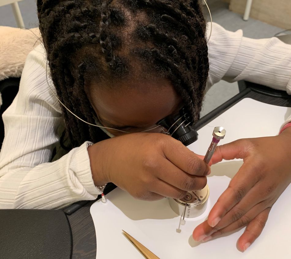 Amandine, 11 ans, une nouvelle génération de bloggeuse horlogère ! Amandine, 11 ans, une nouvelle génération de bloggeuse horlogère !