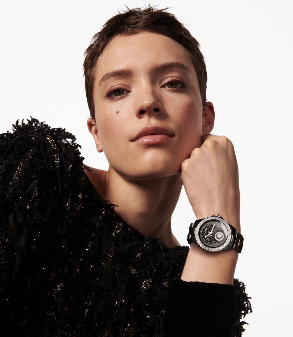 J12 Tourbillon Diamant Calibre 5 : la haute horlogerie selon Chanel