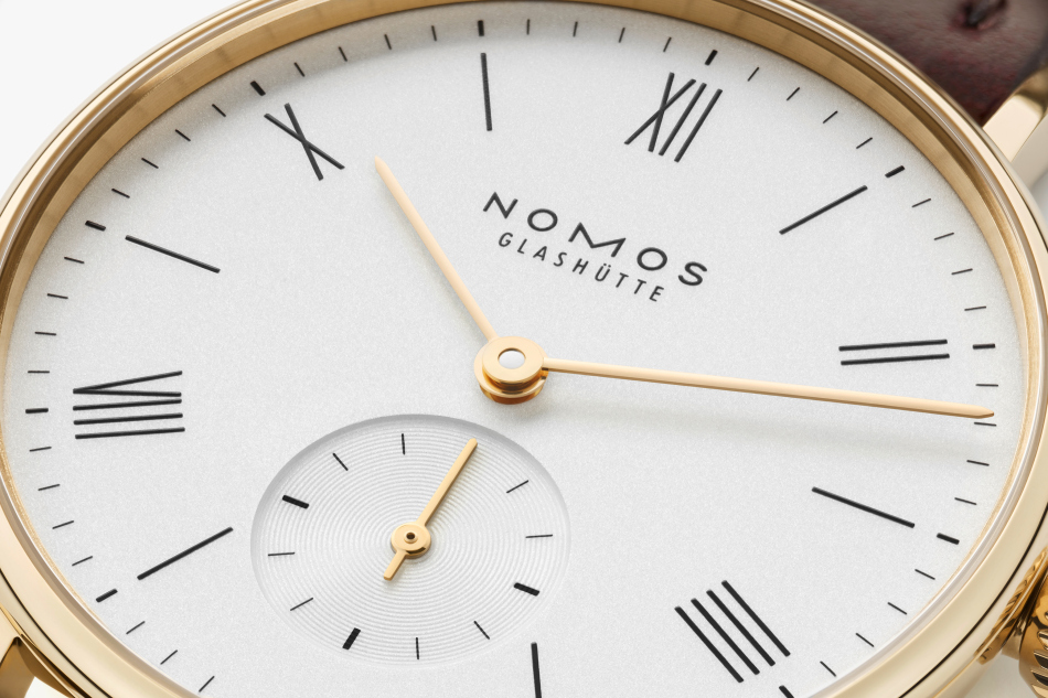 Nomos Ludwig 33 : à l'heure de l'or