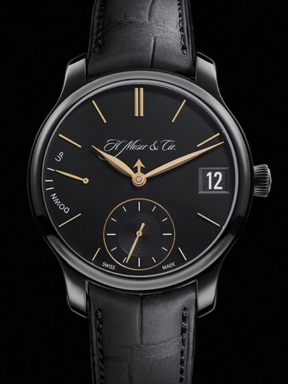 Moser Perpetual Calendar Black Edition : anticonformiste mais distinguée Moser Perpetual Calendar Black Edition : anticonformiste mais distinguée
