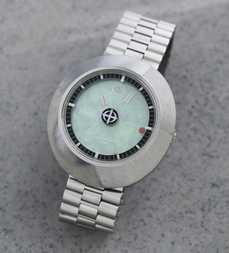 Bordeaux Quinconces : vente d'un stock de montres d'un maitre horloger Bordeaux Quinconces : vente d'un stock de montres d'un maitre horloger