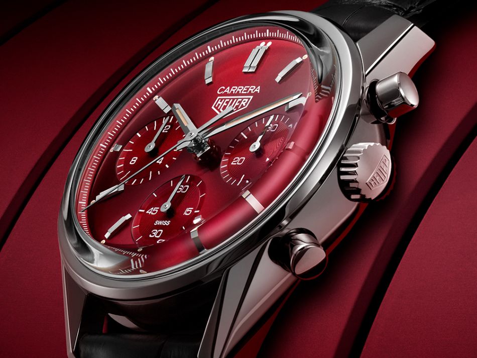 TAG Heuer Carrera Red : tendance rouge carmin