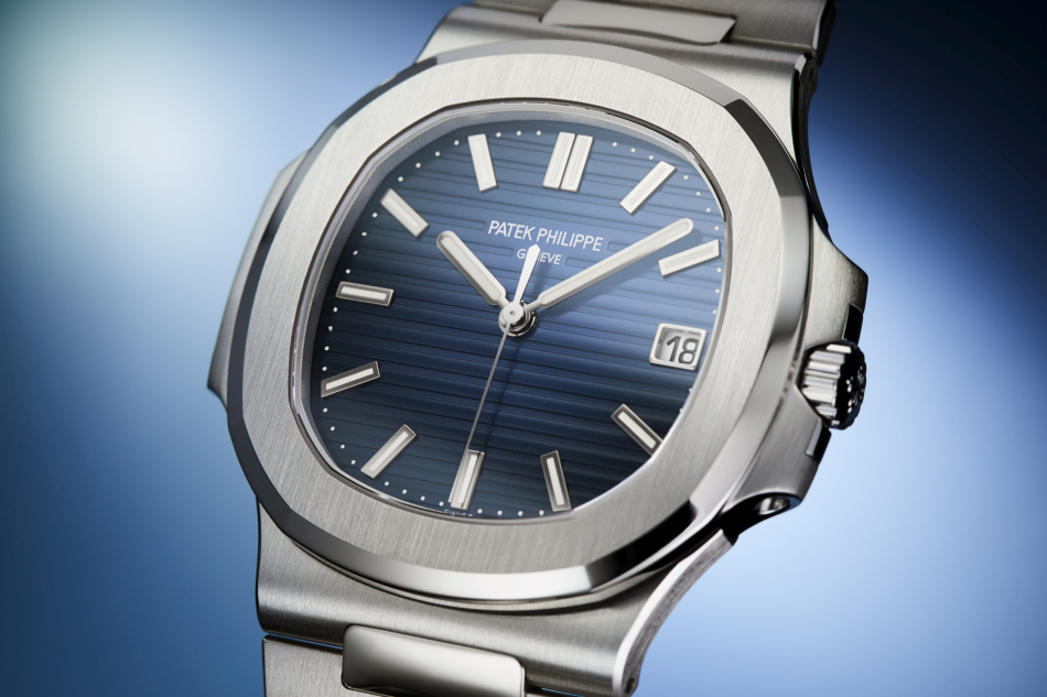 Patek Philippe Nautilus : elle revient en or gris sous la référence 5811/1G-001