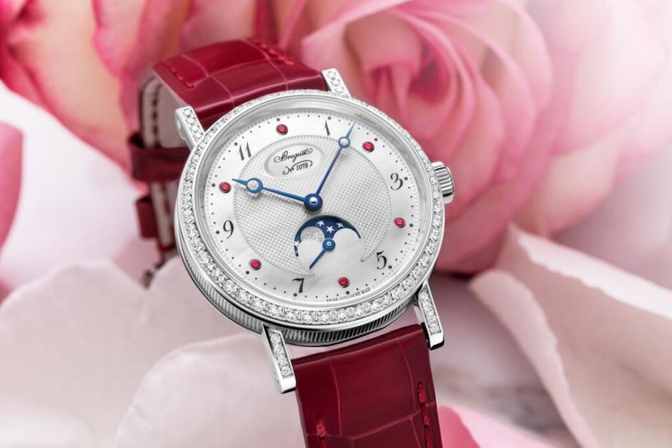 Breguet Classique Phase de Lune 9085 : édition Saint-Valentin Breguet Classique Phase de Lune 9085 : édition Saint-Valentin