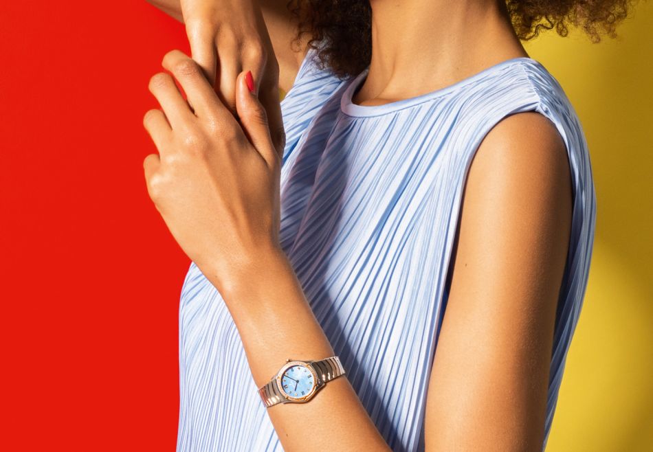 Ebel Sport Classic Lady : un beau cadran en nacre bleue pour le printemps 2023 Ebel Sport Classic Lady : un beau cadran en nacre bleue pour le printemps 2023