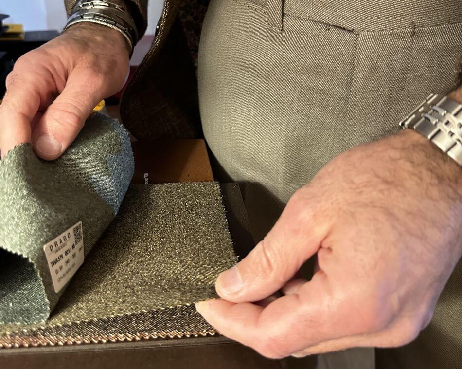 le frisson d'un pantalon bespoke par la maison familiale Sartoria Voglio