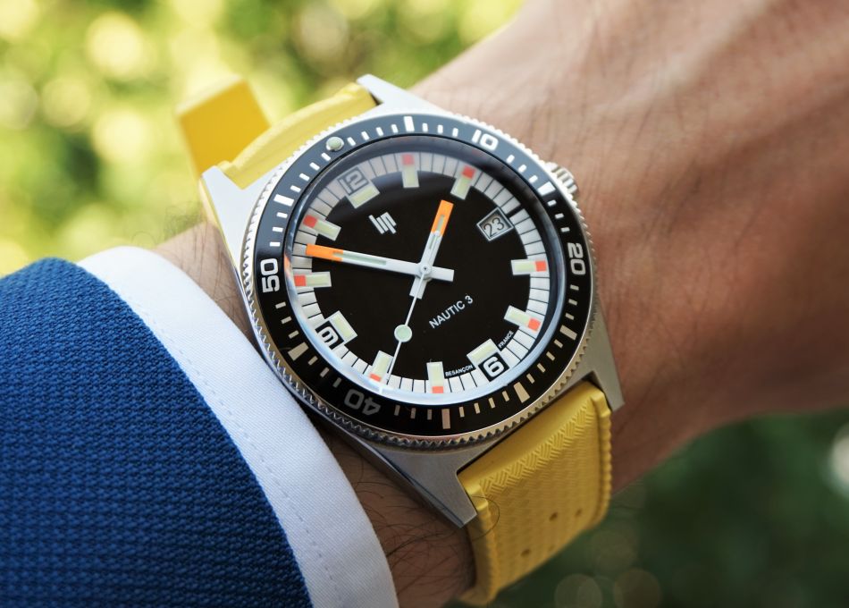 Lip Nautic 3 : version haut de gamme avec calibre G100 Lajoux-Perret assemblé en France Lip Nautic 3 : version haut de gamme avec calibre G100 Lajoux-Perret assemblé en France