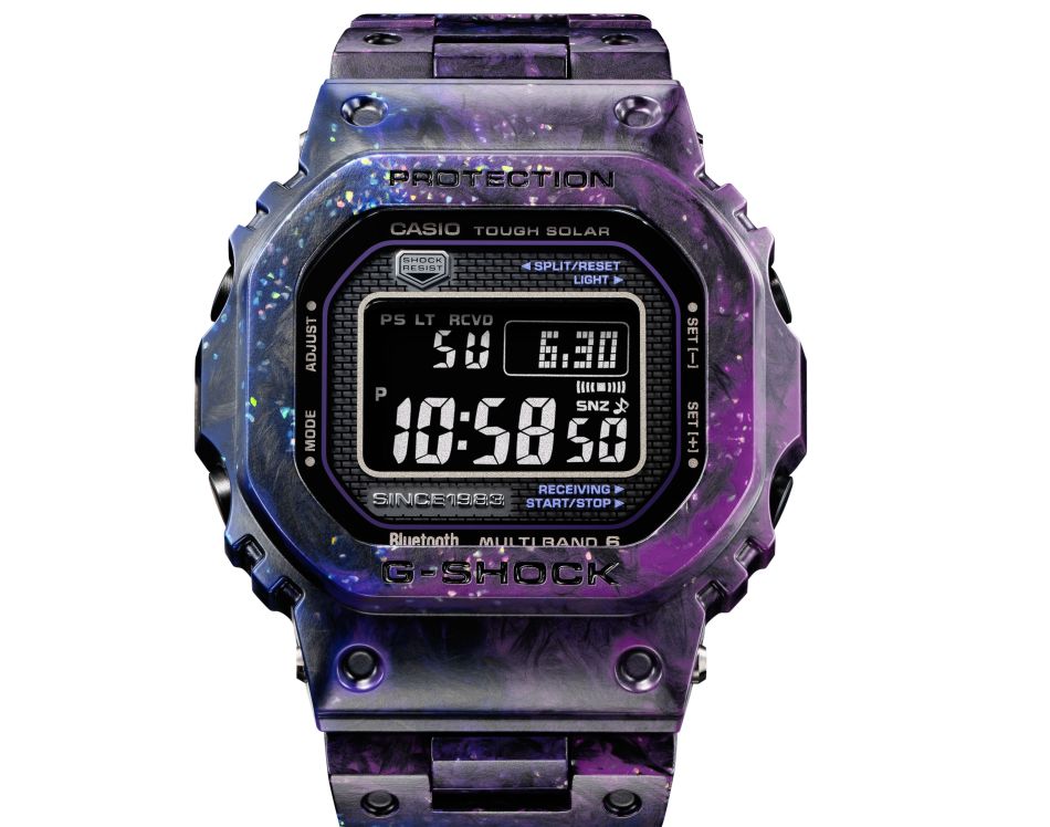 G-SHOCK : la gamme 5000 est présentée dans une version fabriquée à partir de différents matériaux en carbone
