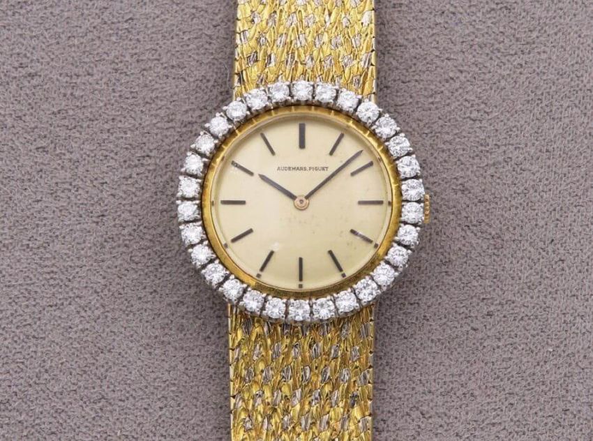 Audemars Piguet et les montres miniatures : une longue histoire... Audemars Piguet et les montres miniatures : une longue histoire...