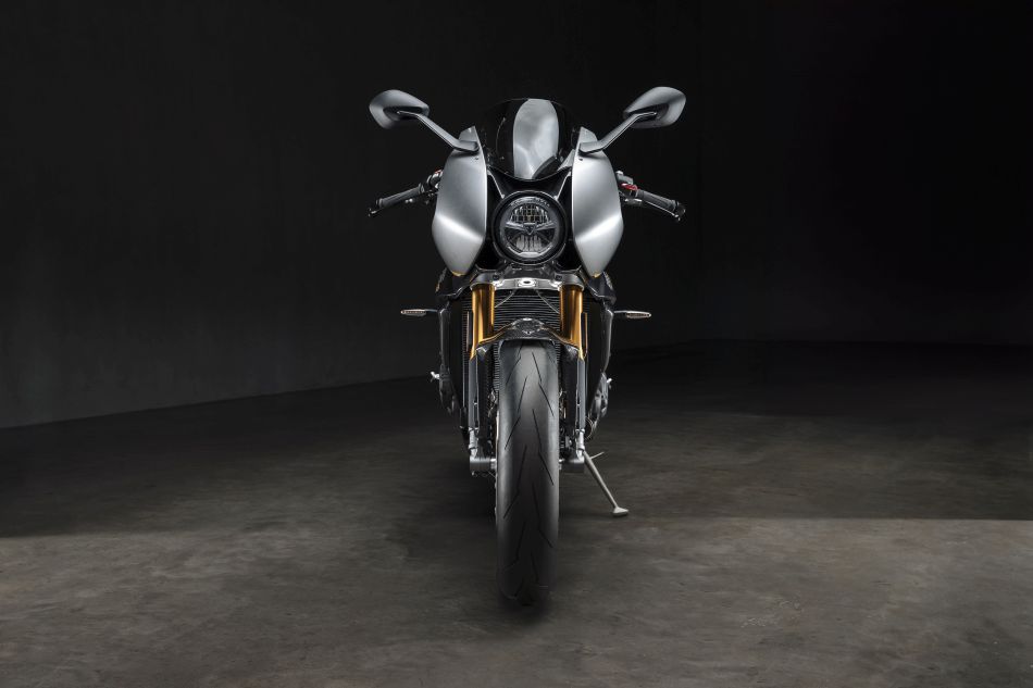 Breitling x Triumph : une somptueuse Chronomat en titane et or rouge pour cette 3ème collab' Breitling x Triumph : une somptueuse Chronomat en titane et or rouge pour cette 3ème collab'