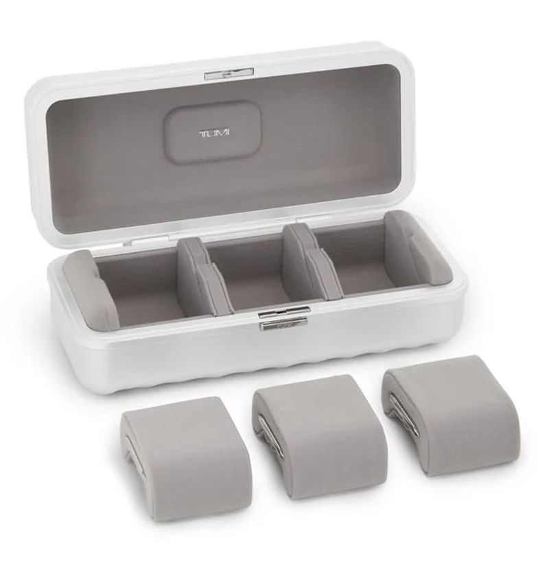 Tumi : le coffret 3 montres de la collection 19 Degree Aluminium Tumi : le coffret 3 montres de la collection 19 Degree Aluminium