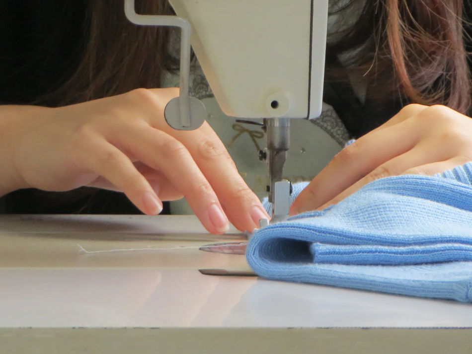 Le pull sans manche et le polo en cachemire de la maison japonaise UTO : parfaits pour le printemps