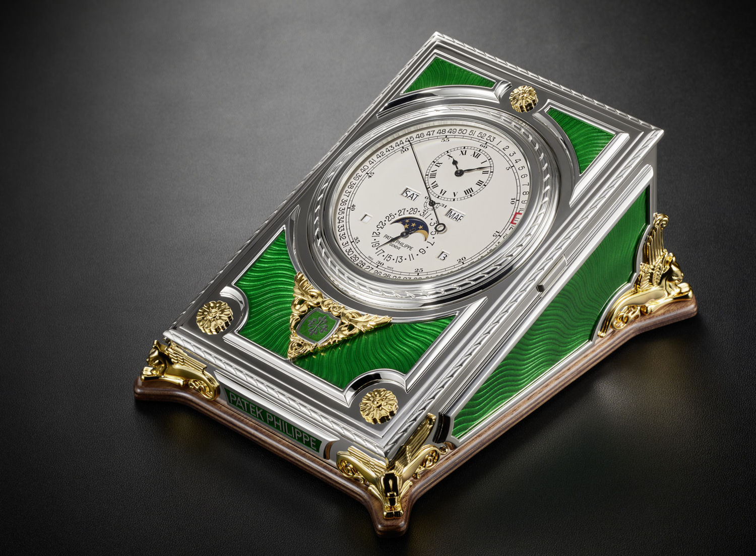 Patek Philippe : une pendulette de bureau dotée d'un tout nouveau calibre hautes performances