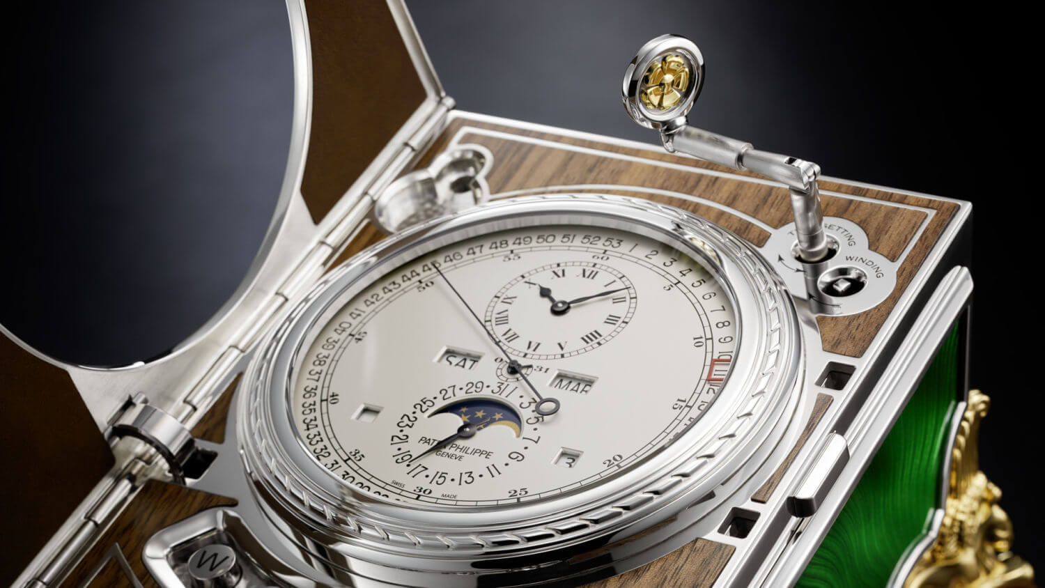 Patek Philippe : une pendulette de bureau dotée d'un tout nouveau calibre hautes performances