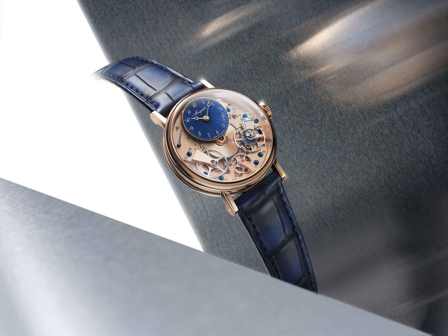 Breguet Tradition Seconde Rétrograde : or Breguet et bleu Breguet, deux codes "signature"