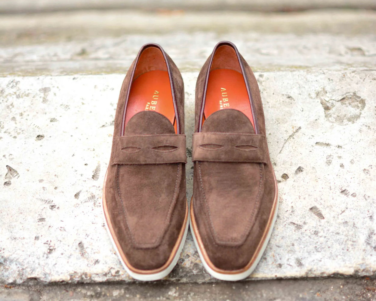Beauvallon : le mocassin "white sole" selon Aubercy