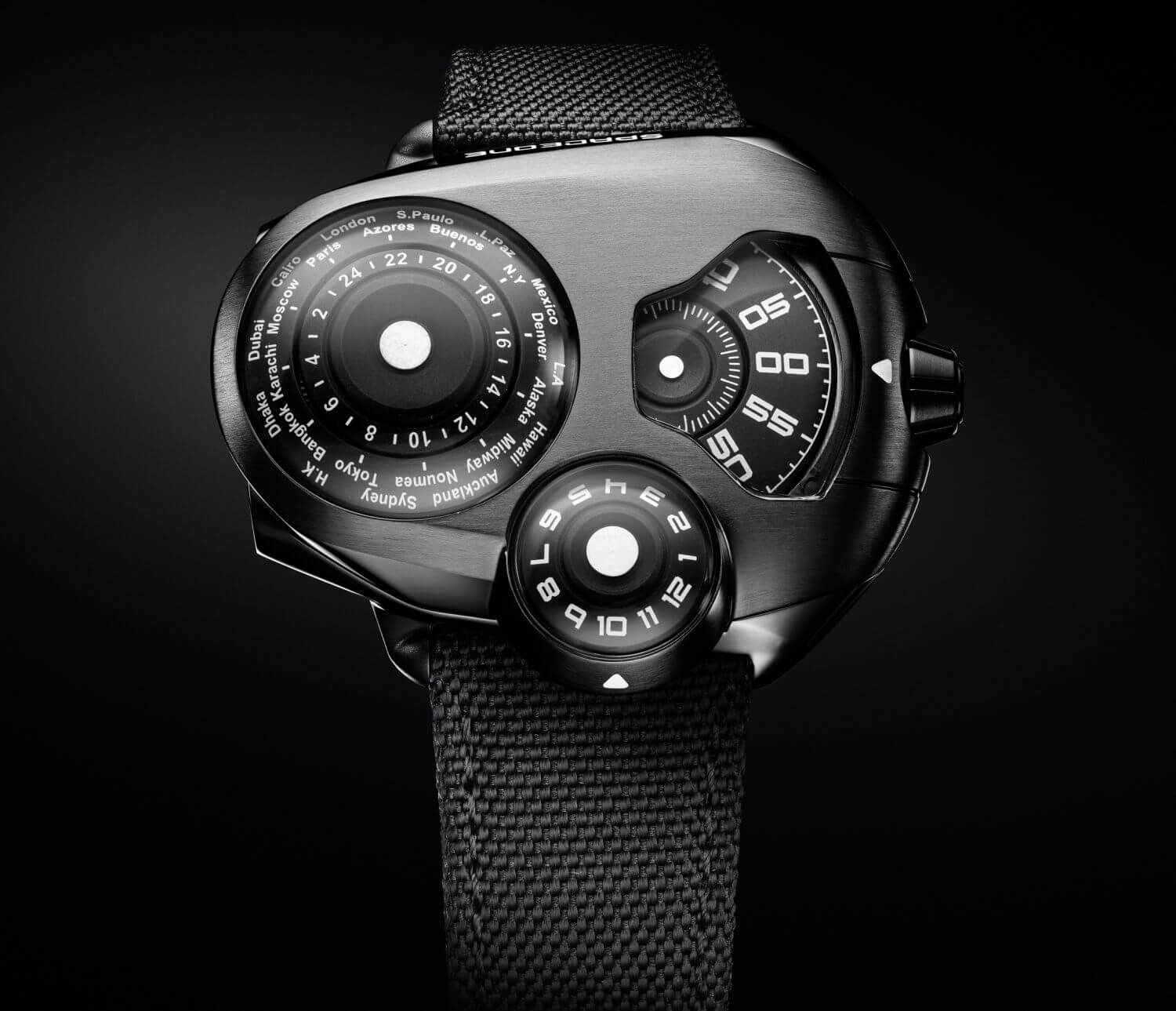 SpaceOne Worldtimer : une vision futuriste et accessible de la fonction heure universelle